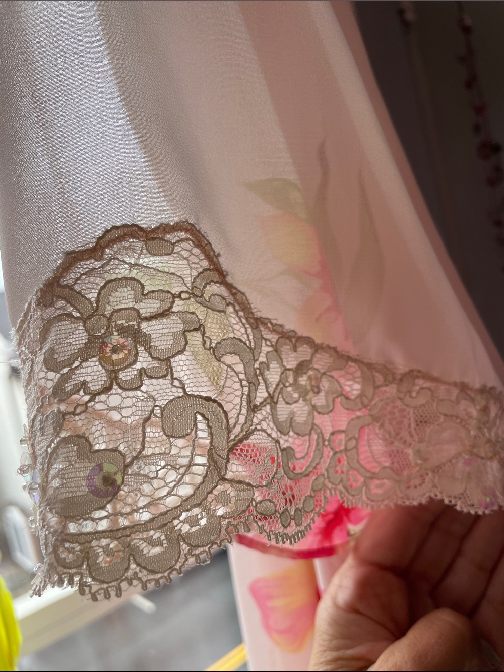 Valerie Stevens Pink Floral Satin Chemise with Sheer Floral Robe Vintage Medium - Picture 5 of 16
